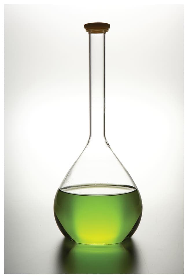 Fisherbrand™ Reusable Glass Class A Volumetric Flasks with Snap Caps